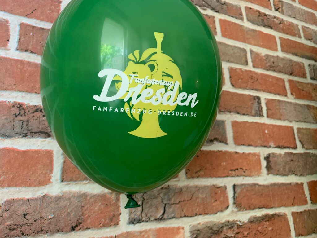 Luftballons für den Fanfarenzug Dresden