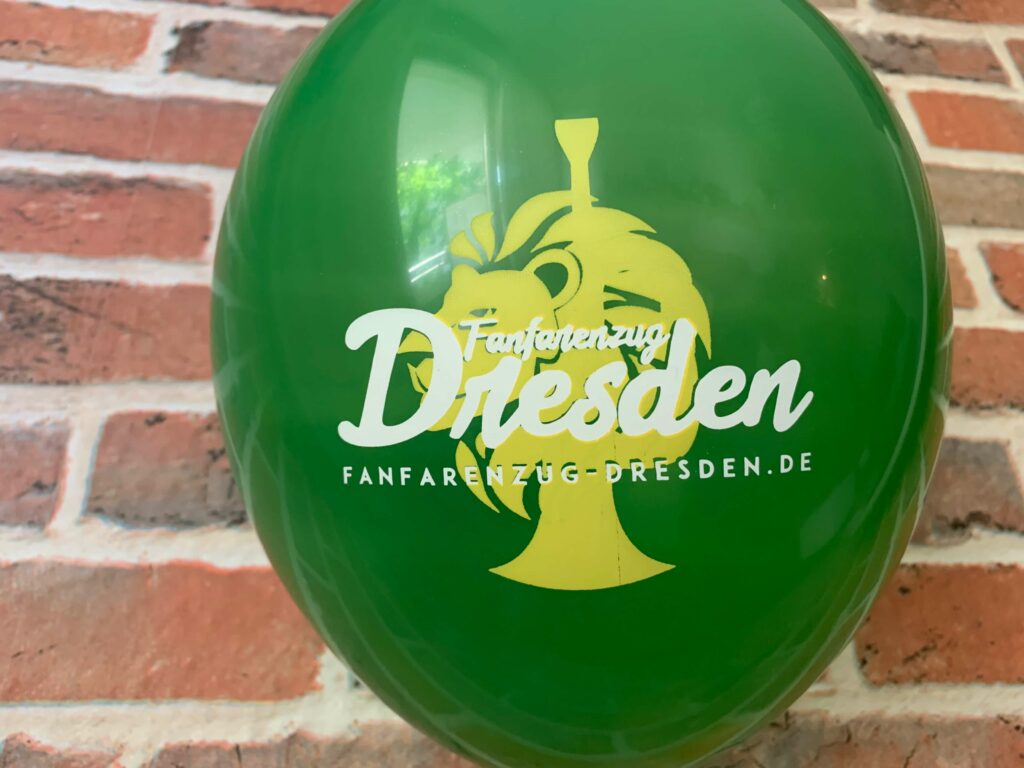 Luftballons für den Fanfarenzug Dresden