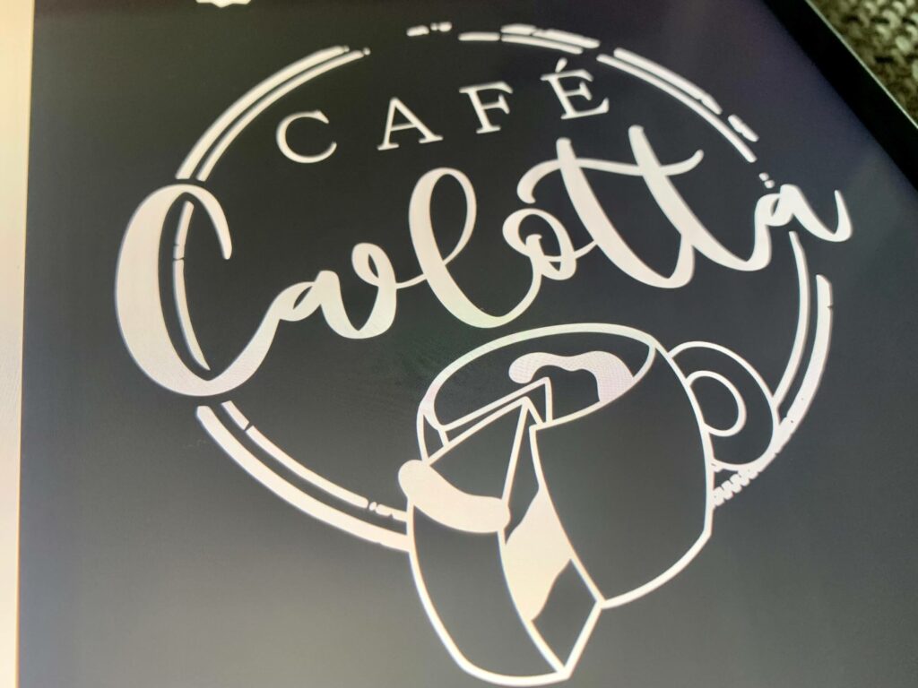 Bandstyle-Cafe-Carlotta-05